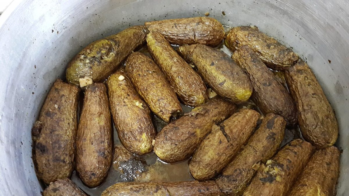 Calabacines rellenos de atún al horno
