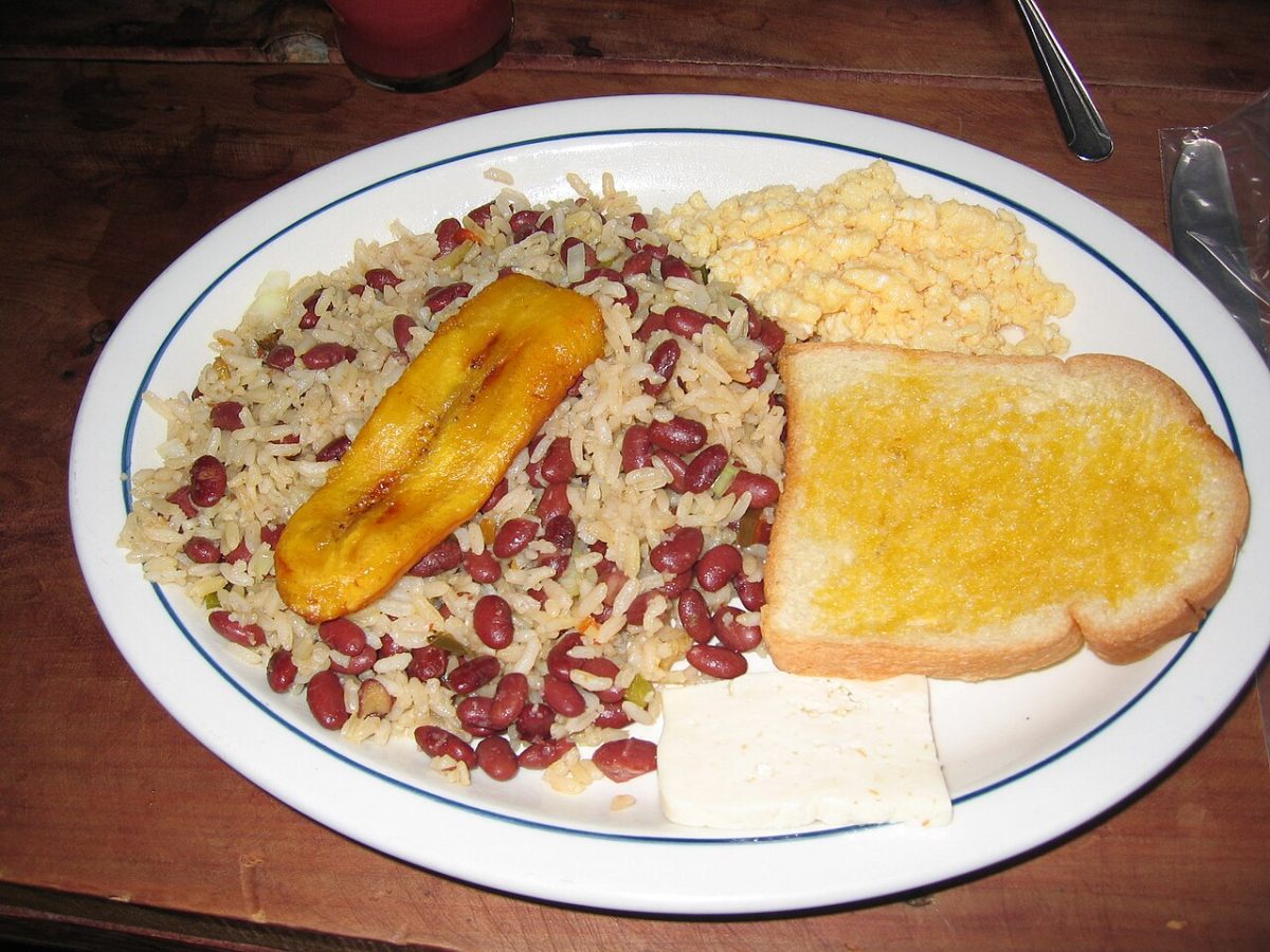 Gallopinto en olla GM